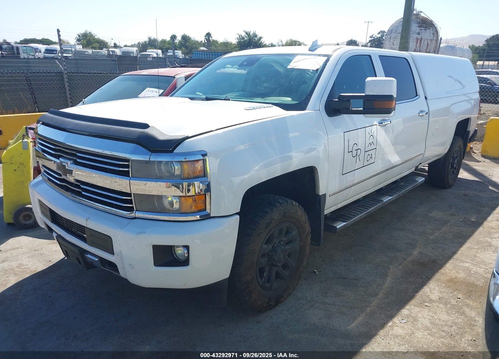 2015 CHEVROLET SILVERADO 3500HD HIGH COUNTRY VIN: 1GC4K1E88FF681675