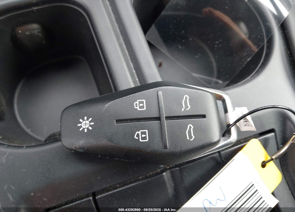 2023 FISKER OCEAN VIN: VCF1EBU21PG007831