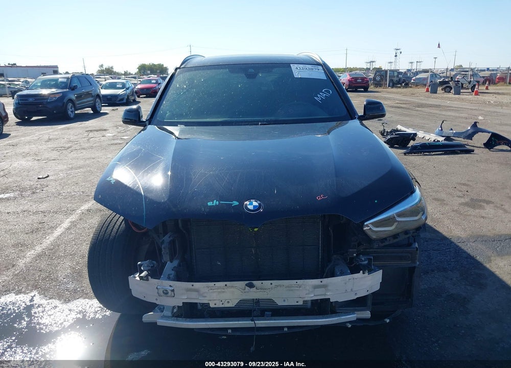 2020 BMW X5 VIN: 5UXCR6C04L9B71482