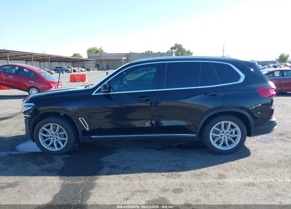 2020 BMW X5 VIN: 5UXCR6C04L9B71482