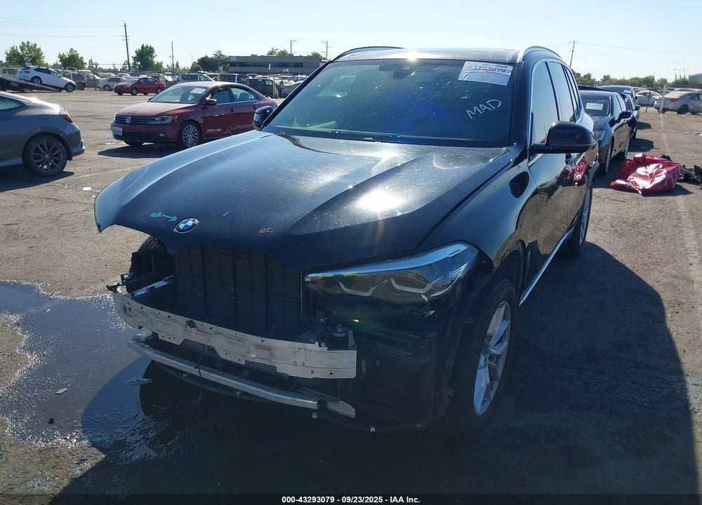2020 BMW X5 VIN: 5UXCR6C04L9B71482