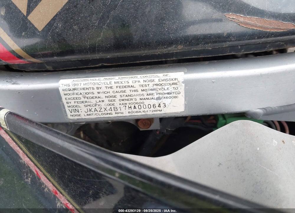 1987 KAWASAKI ZX600 B VIN: JKAZX4B17HA000643