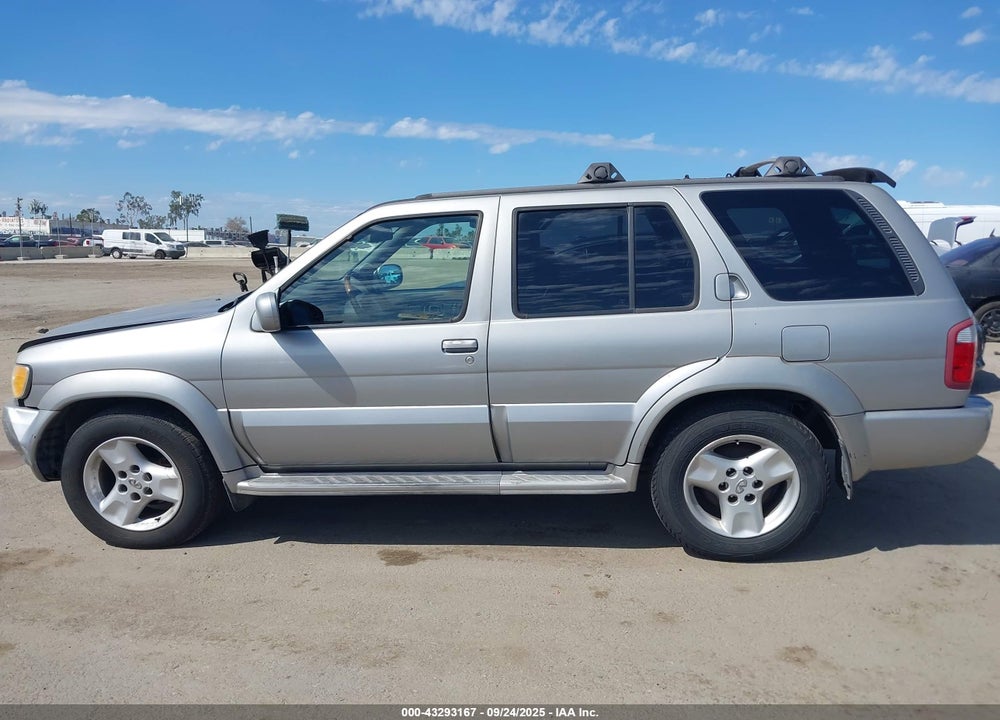 2001 INFINITI QX4 VIN: JNRDR09Y41W218246