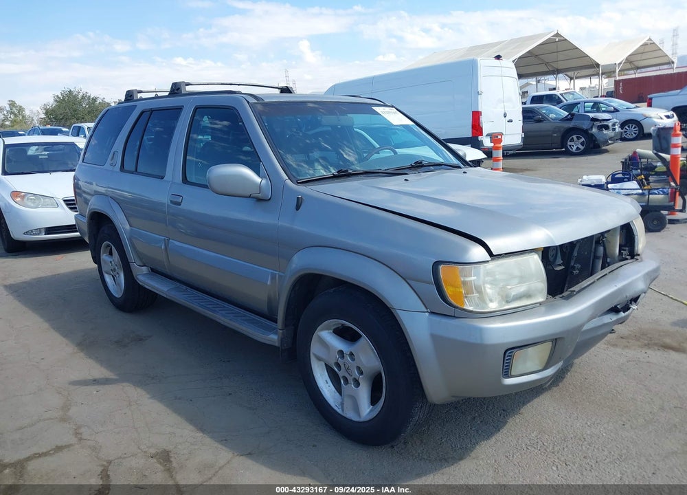 2001 INFINITI QX4 VIN: JNRDR09Y41W218246
