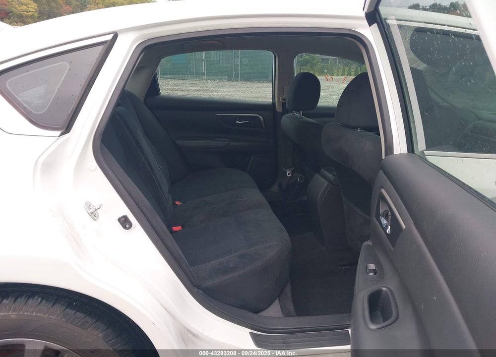 2015 NISSAN ALTIMA VIN: 1N4AL3AP7FC252480