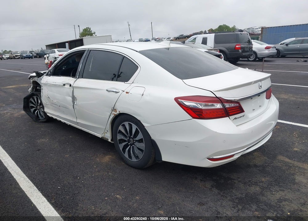 2017 HONDA ACCORD HYBRID TOURING VIN: JHMCR6F77HC028820