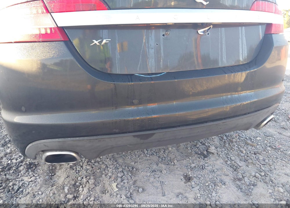 2009 JAGUAR XF PREMIUM LUXURY VIN: SAJWA06B89HR08762
