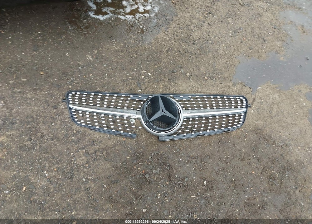 2013 MERCEDES-BENZ C CLASS VIN: WDDGF8AB0DR261714