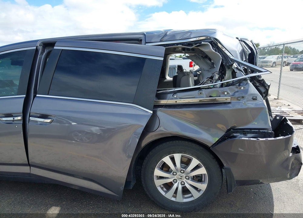 2015 HONDA ODYSSEY EX-L VIN: 5FNRL5H65FB046096