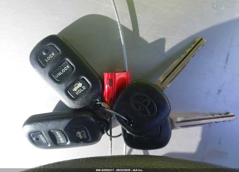 2005 TOYOTA CAMRY LE V6 VIN: 4T1BF32K05U609396