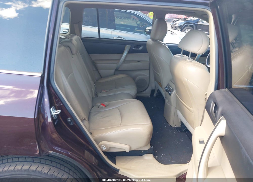 2012 TOYOTA HIGHLANDER SE V6 VIN: 5TDBK3EH1CS121916
