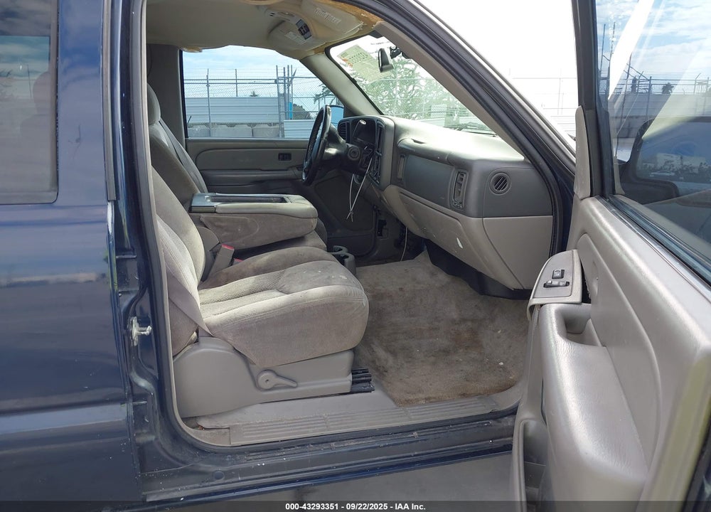 2006 CHEVROLET SUBURBAN 1500 VIN: 1GNEC16Z36J142250