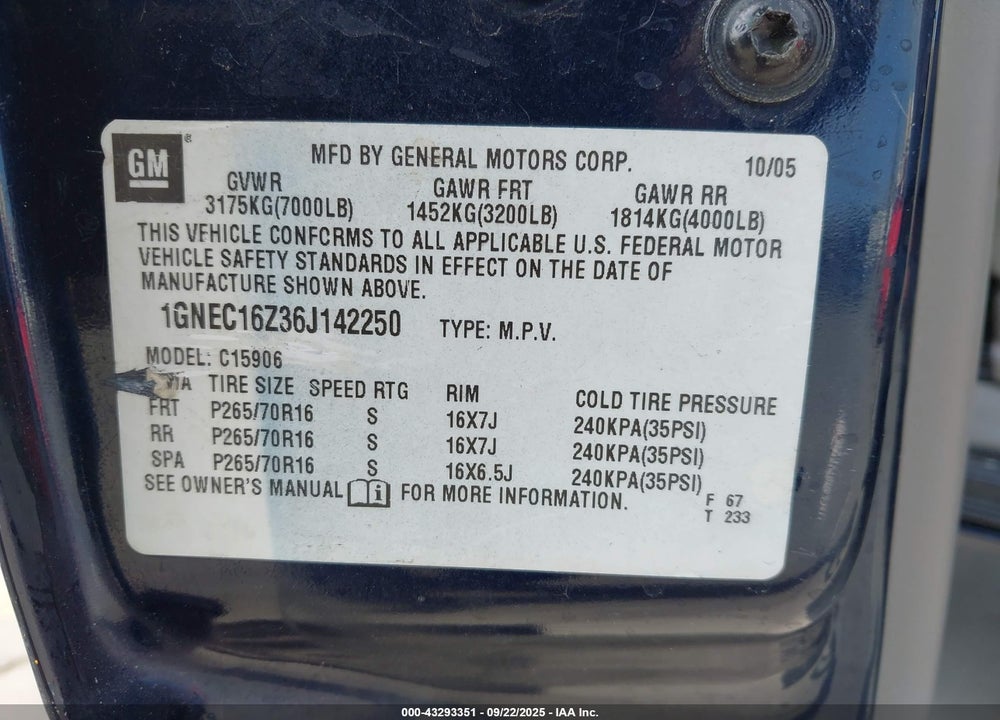 2006 CHEVROLET SUBURBAN 1500 VIN: 1GNEC16Z36J142250