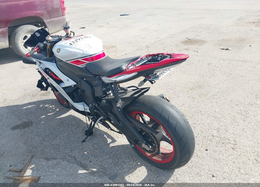 2012 YAMAHA YZFR6 VIN: JYARJ16E0CA025763