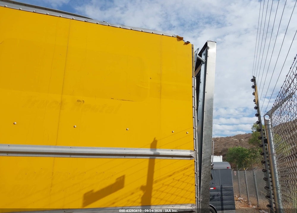2017 FREIGHTLINER M2 106 VIN: 3ALACWDT8HDHV3210