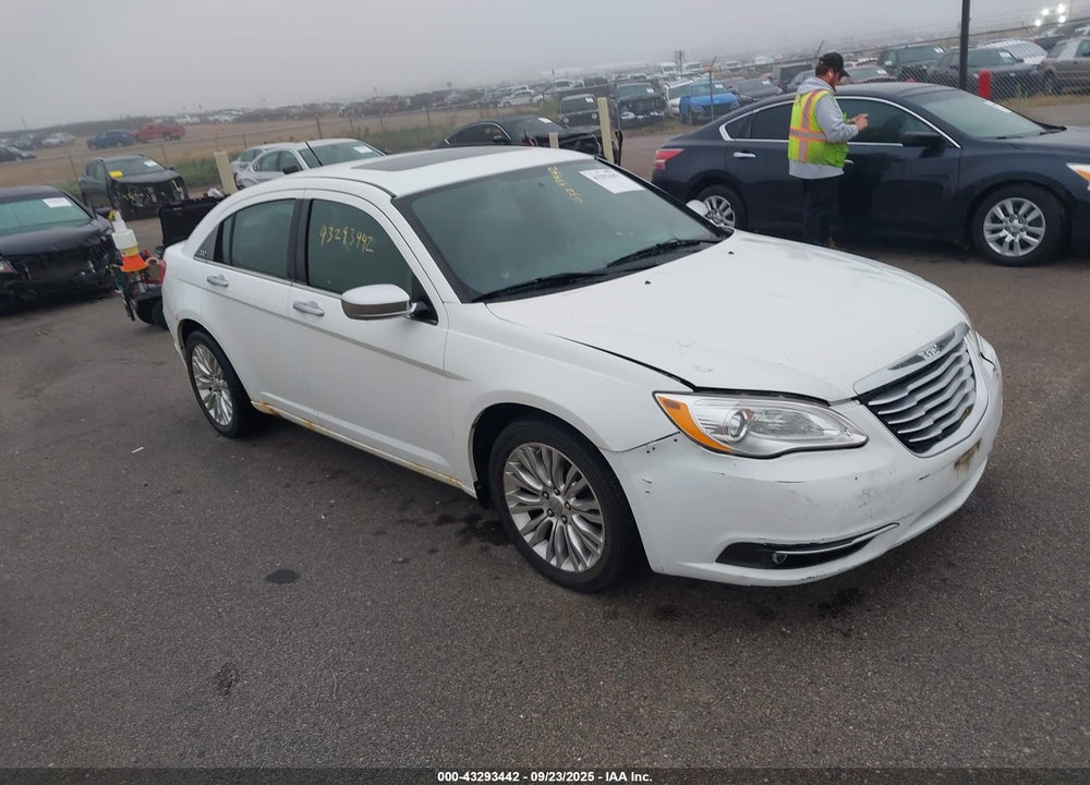 2011 CHRYSLER 200 LIMITED VIN: 1C3BC2FG3BN571802