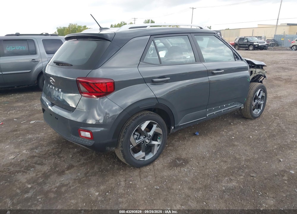 2024 HYUNDAI VENUE VIN: KMHRC8A33RU339049