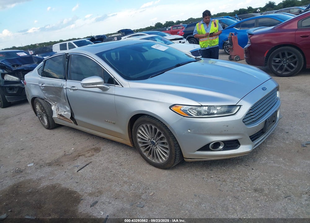 2013 FORD FUSION HYBRID TITANIUM VIN: 3FA6P0RU1DR303165