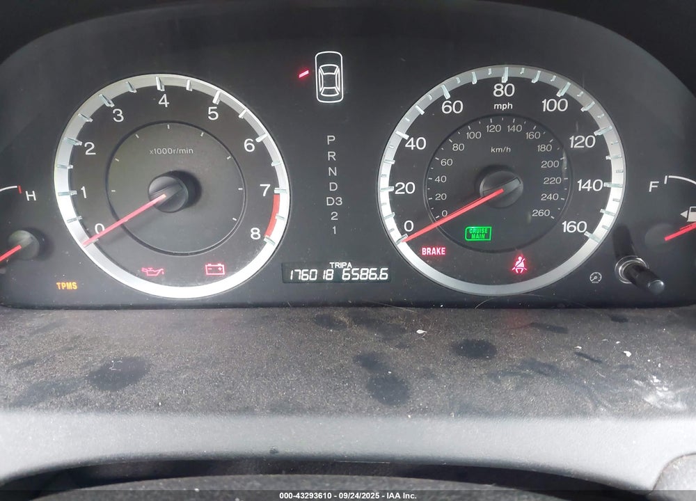 2009 HONDA ACCORD VIN: 1HGCP26829A160908