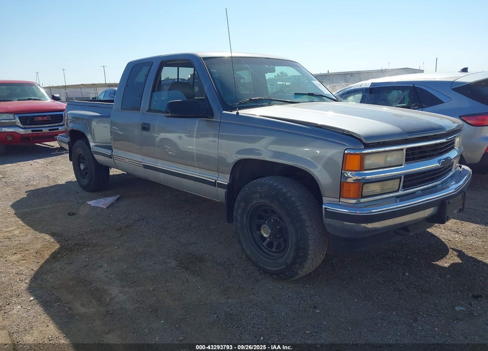 1996 CHEVROLET GMT-400 K1500 VIN: 2GCEK19R8T1174379