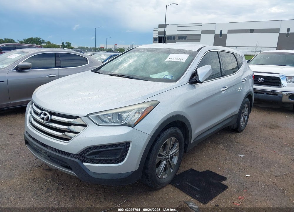 2016 HYUNDAI SANTA FE VIN: 5XYZT3LB8GG364555