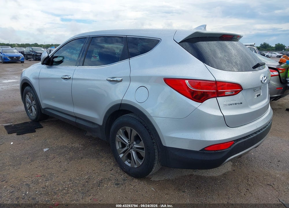 2016 HYUNDAI SANTA FE VIN: 5XYZT3LB8GG364555