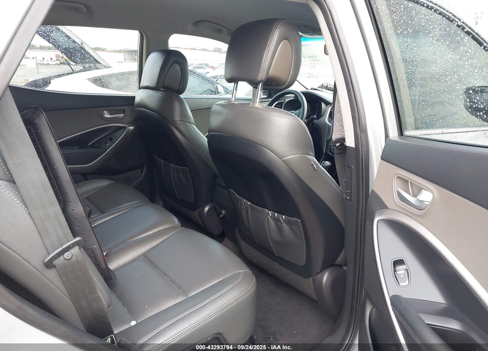2016 HYUNDAI SANTA FE VIN: 5XYZT3LB8GG364555