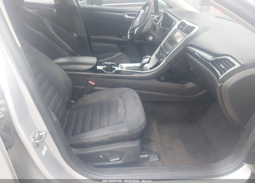2016 FORD FUSION SE VIN: 3FA6P0H74GR190943
