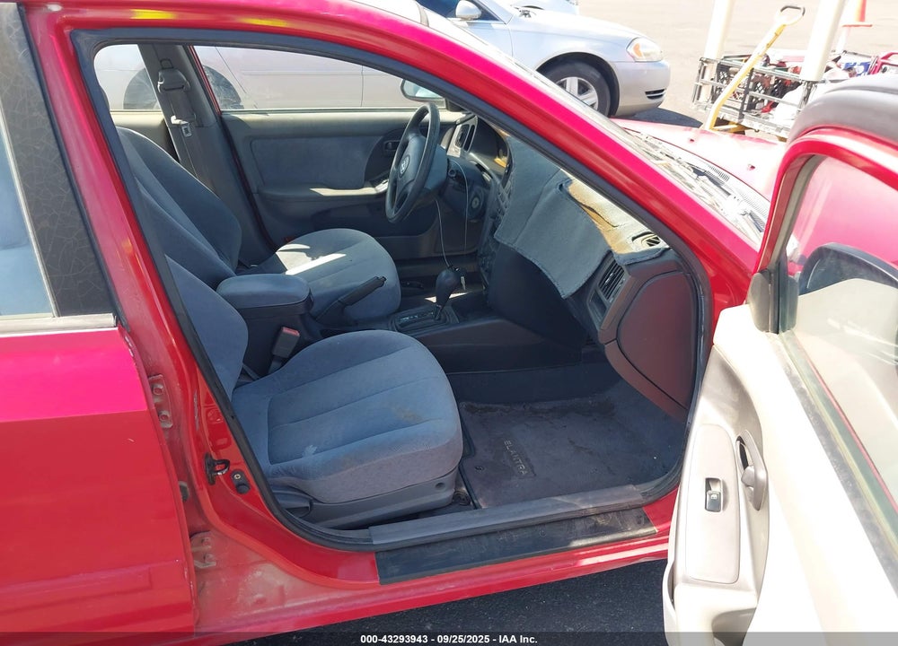 2004 HYUNDAI ELANTRA GLS/GT VIN: KMHDN46D64U827242