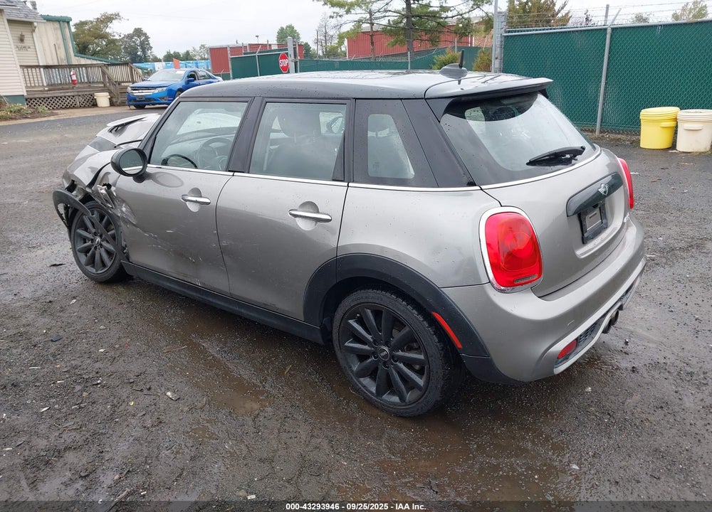 2016 MINI HARDTOP COOPER S VIN: WMWXU3C58G2D31287