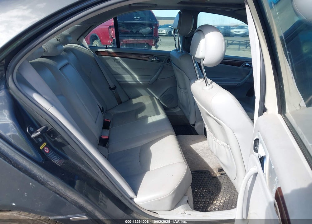 2001 MERCEDES-BENZ C 240 VIN: WDBRF61J61F075735