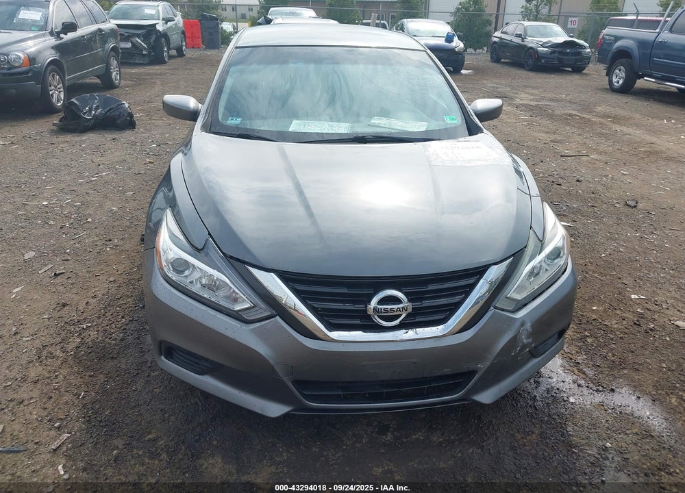 2017 NISSAN ALTIMA VIN: 1N4AL3AP4HC136110