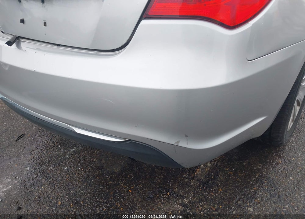 2012 CHRYSLER 200 VIN: 1C3CCBBB7CN102003
