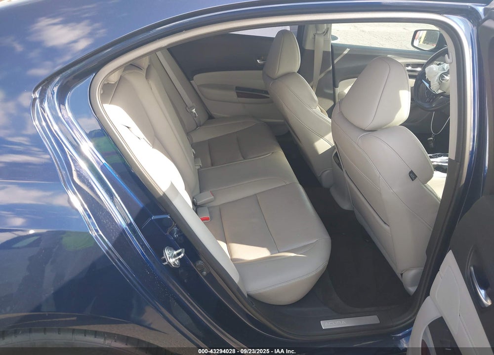 2015 ACURA TLX VIN: 19UUB2F58FA018325