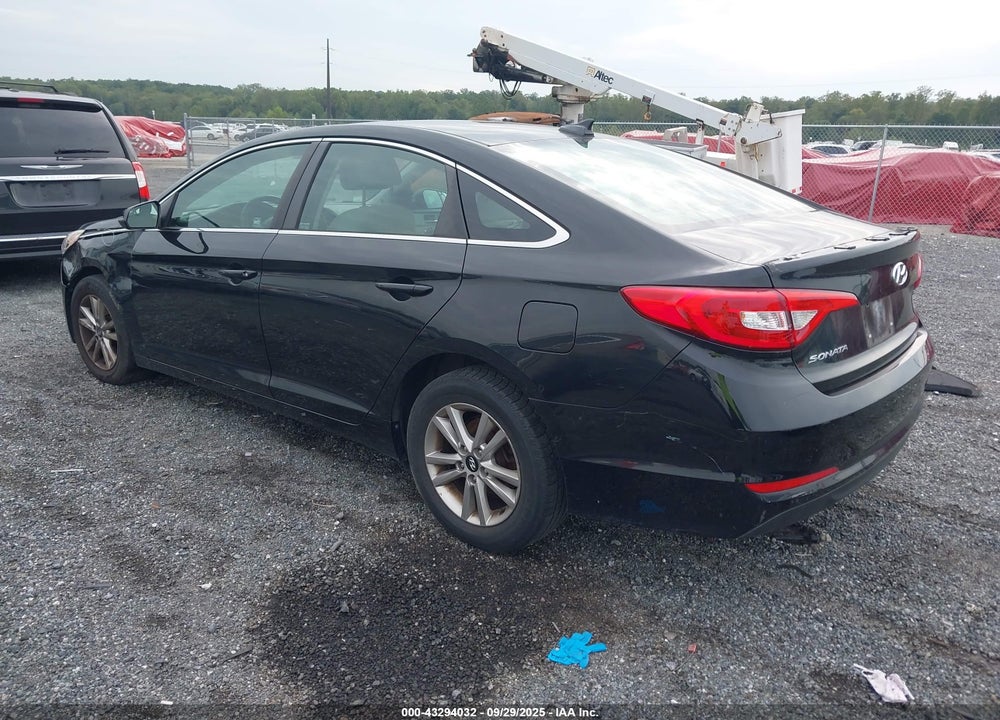2016 HYUNDAI SONATA SE VIN: 5NPE24AF3GH333817