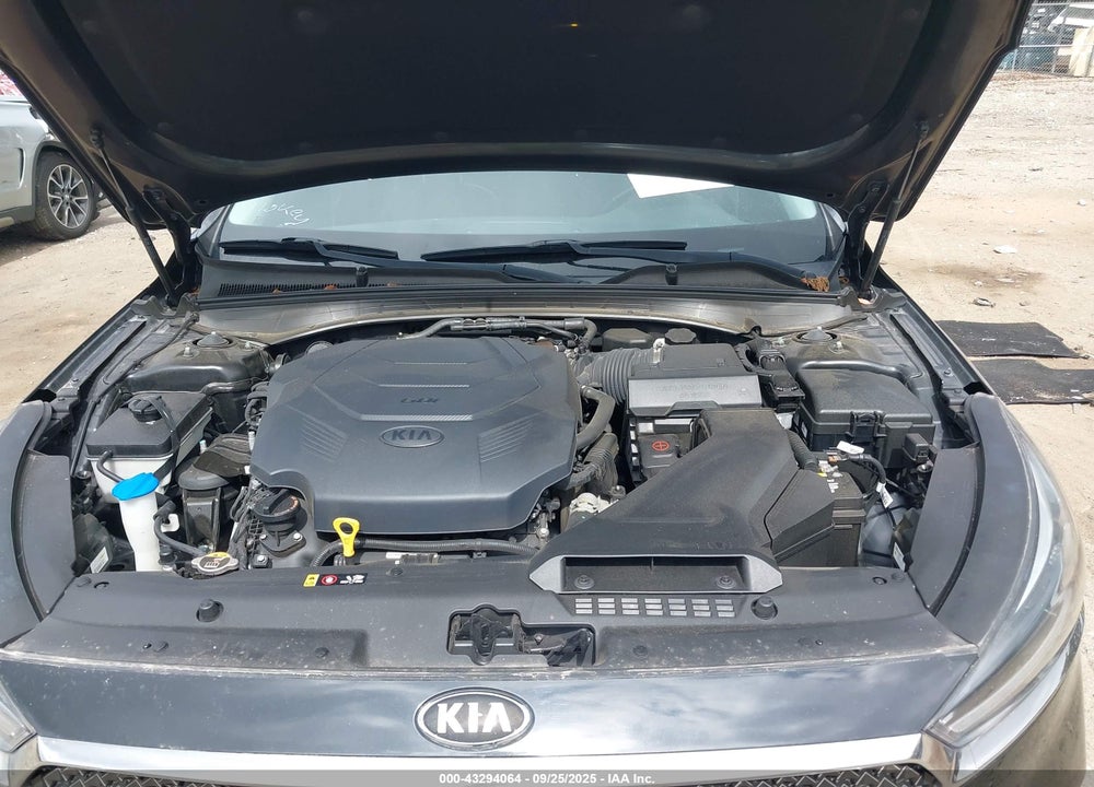 2018 KIA CADENZA VIN: KNALB4J18J5119504