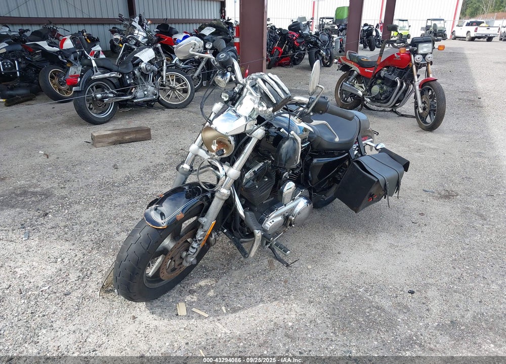 2016 HARLEY-DAVIDSON XL1200 C VIN: 1HD1CT312GC405947