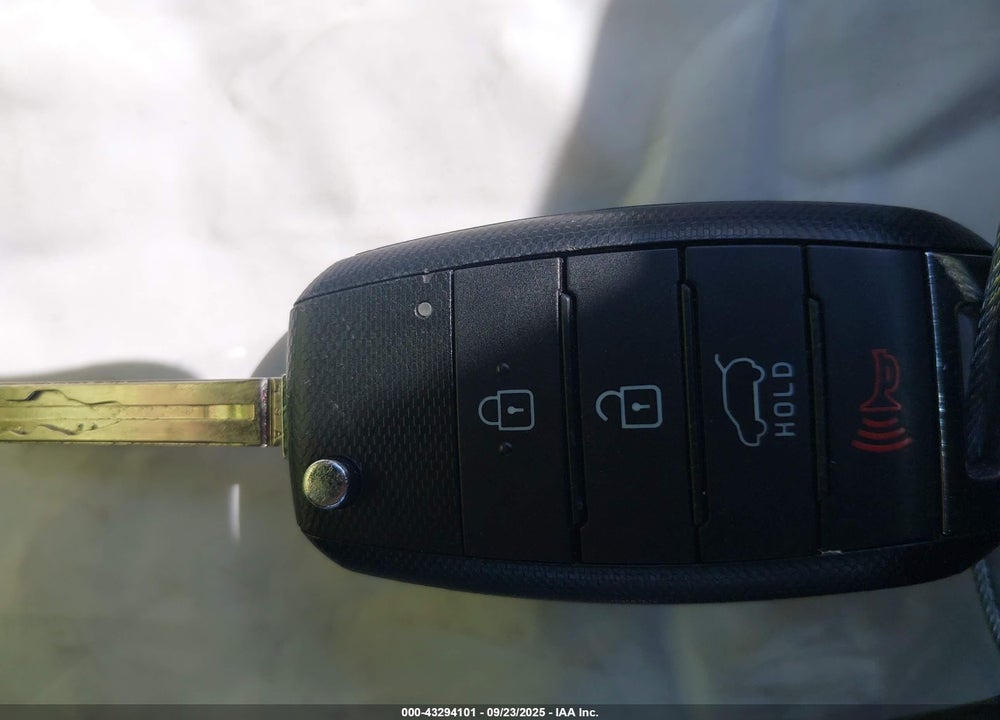 2015 KIA SOUL VIN: KNDJP3A56F7131316