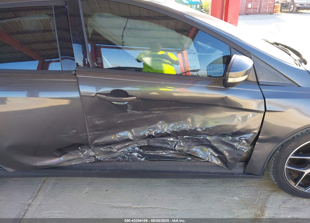 2017 FORD FOCUS VIN: 1FADP3M25HL331456