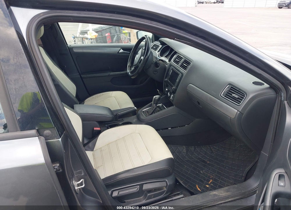 2016 VOLKSWAGEN JETTA VIN: 3VWD17AJ9GM249755