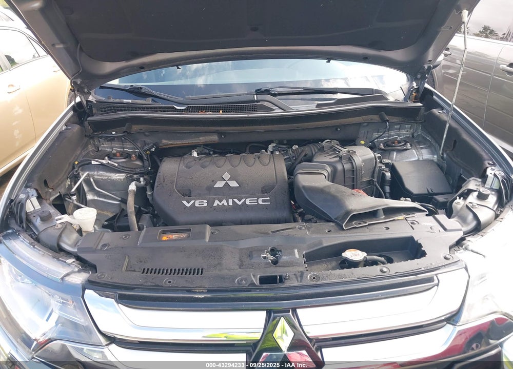 2018 MITSUBISHI OUTLANDER VIN: JA4JZ4AX7JZ001165