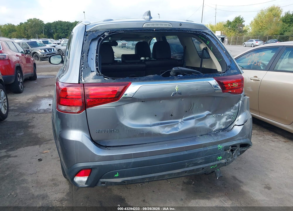 2018 MITSUBISHI OUTLANDER VIN: JA4JZ4AX7JZ001165