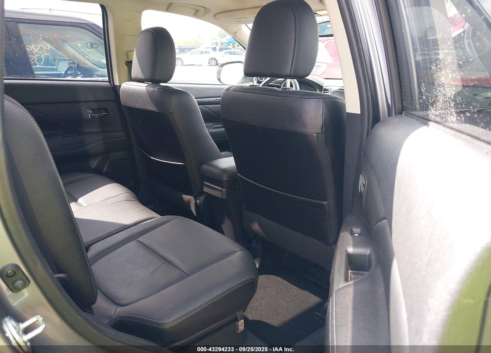 2018 MITSUBISHI OUTLANDER VIN: JA4JZ4AX7JZ001165