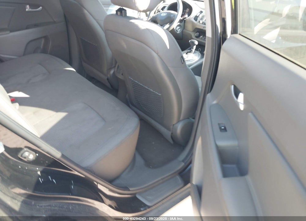 2014 KIA SPORTAGE LX VIN: KNDPBCAC6E7550515