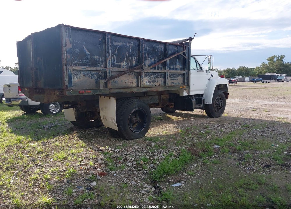 1991 FORD F700 VIN: 1FDPF70H8MVA15510