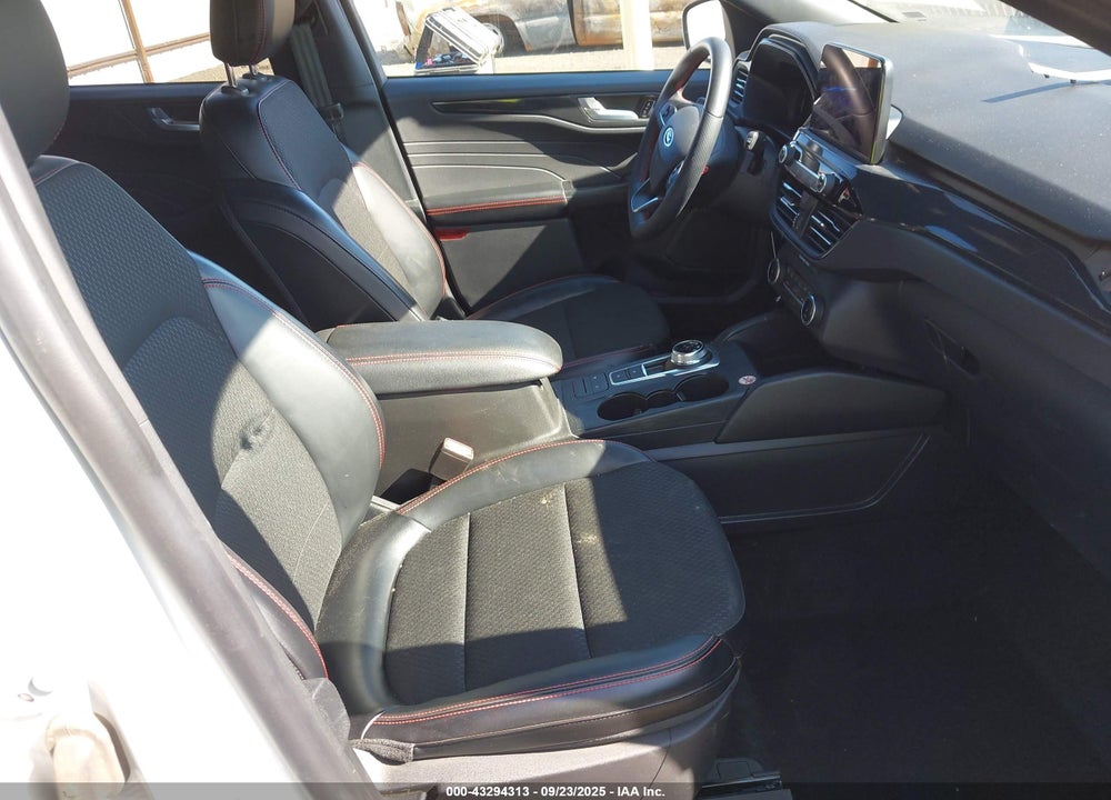2025 FORD ESCAPE VIN: 1FMCU0MN0SUA10784
