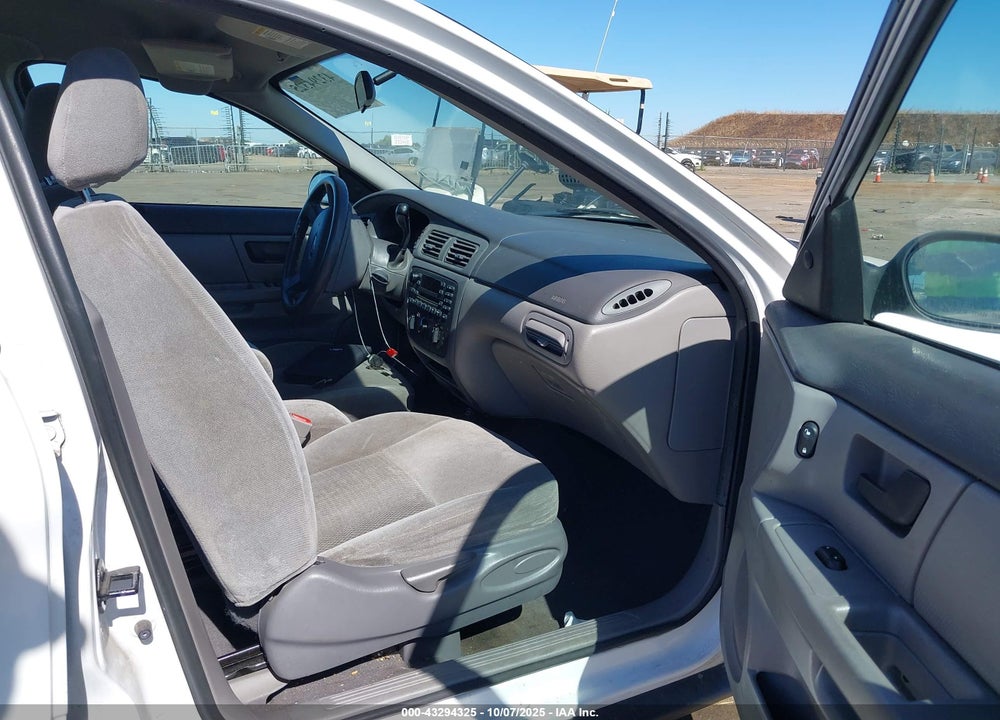 2004 FORD TAURUS SE VIN: 1FAFP53U34G156974