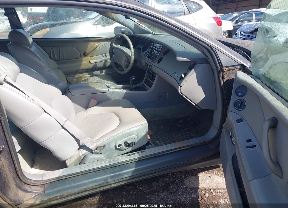 1999 BUICK RIVIERA VIN: 1G4GD2219X4701588