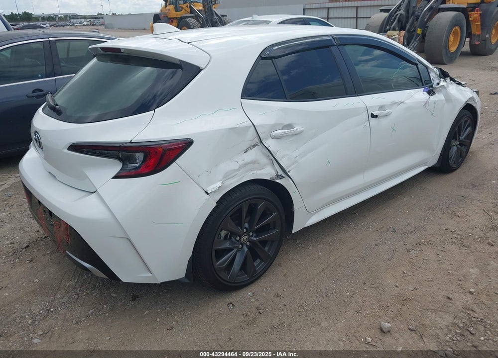 2024 TOYOTA COROLLA XSE VIN: JTNC4MBE4R3215681