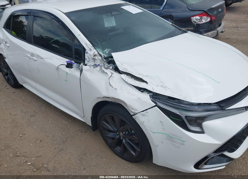2024 TOYOTA COROLLA XSE VIN: JTNC4MBE4R3215681